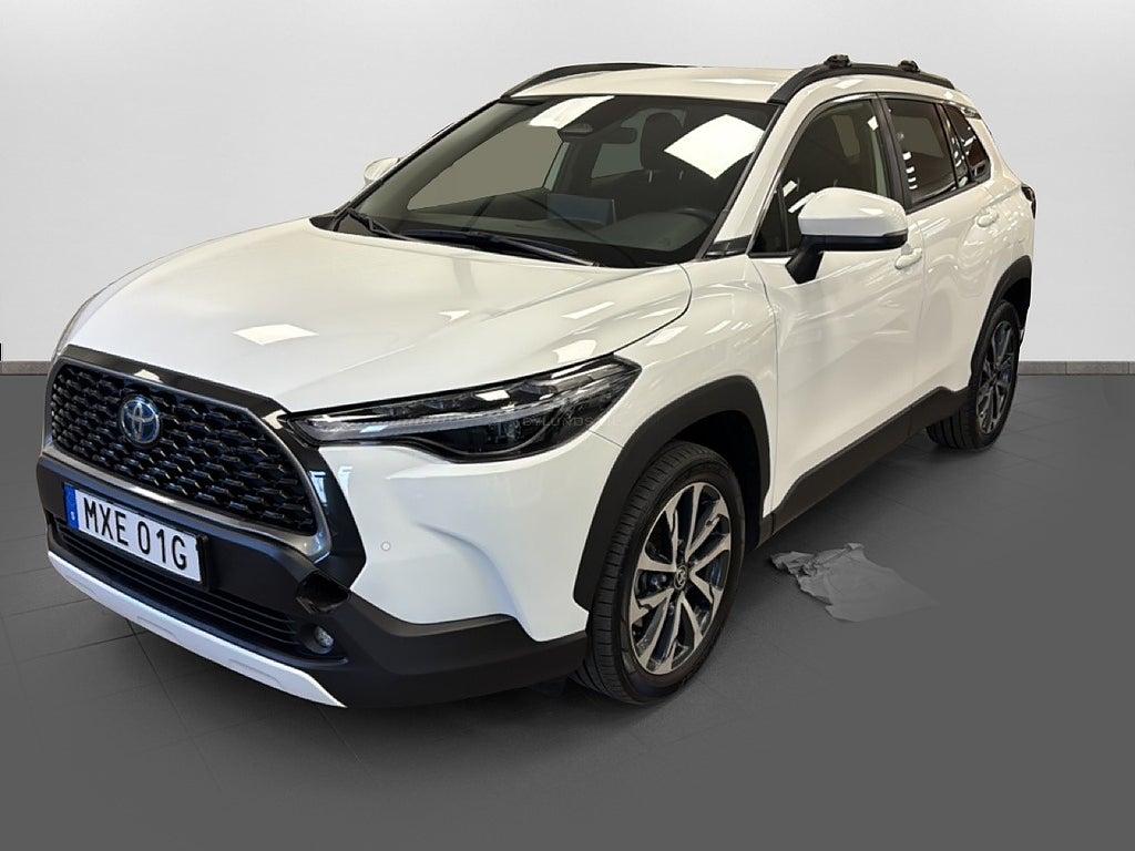 Toyota Corolla Cross Hybrid AWD-i e-CVT Style *dragkrok*
