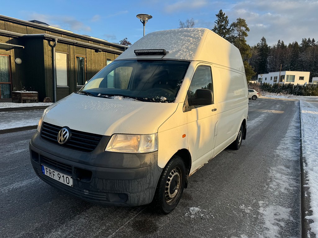 Volkswagen Transporter T28 2.5 TDI Euro 4 DRAGKROK 3 SITSIG