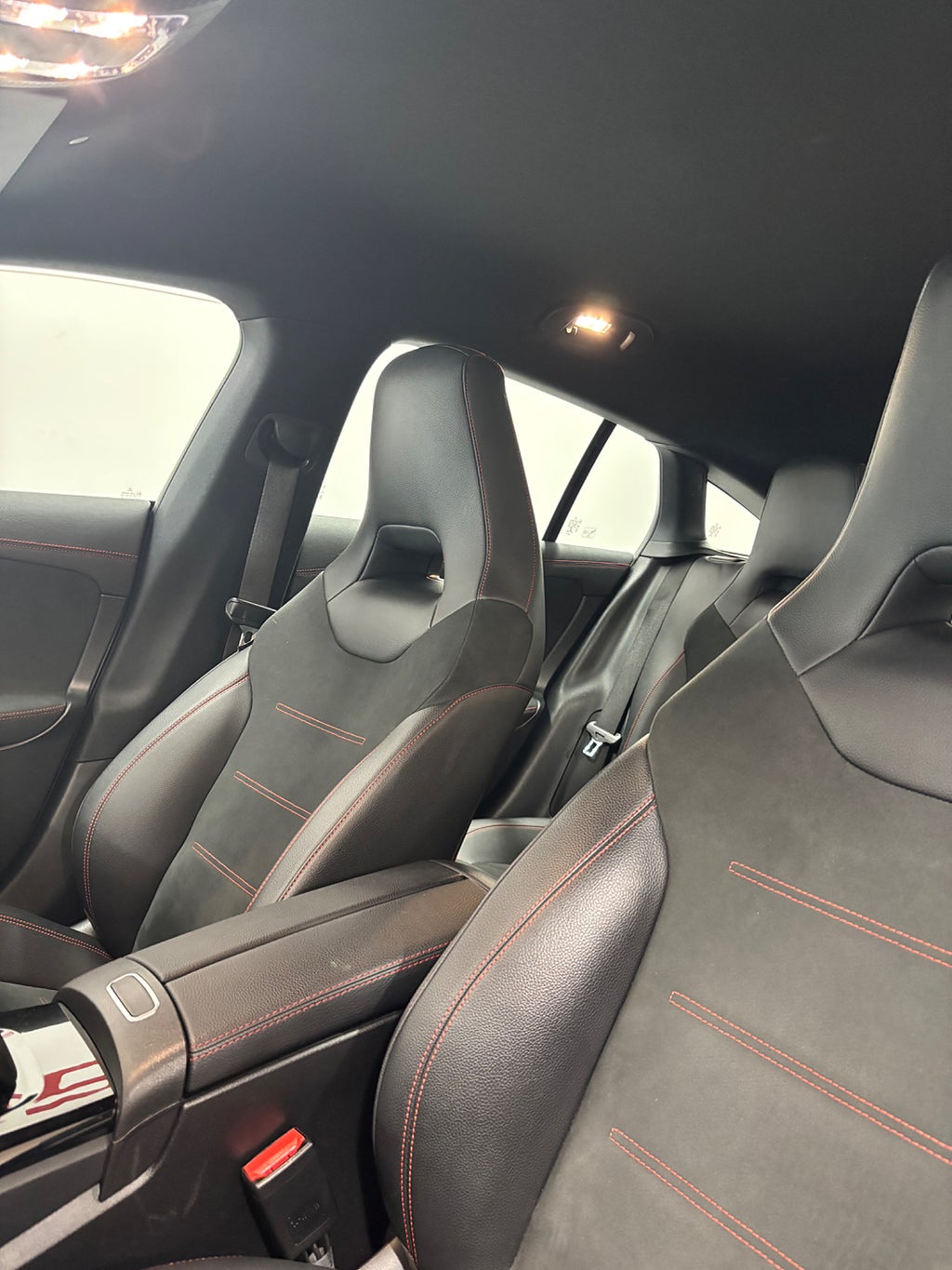 Mercedes-Benz CLA200 d 2021 - miniatyr 12