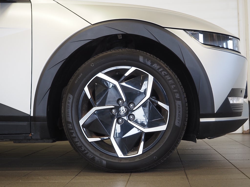 Hyundai IONIQ 5 72.6 kWh Essential | Navigation | Kamera 2022