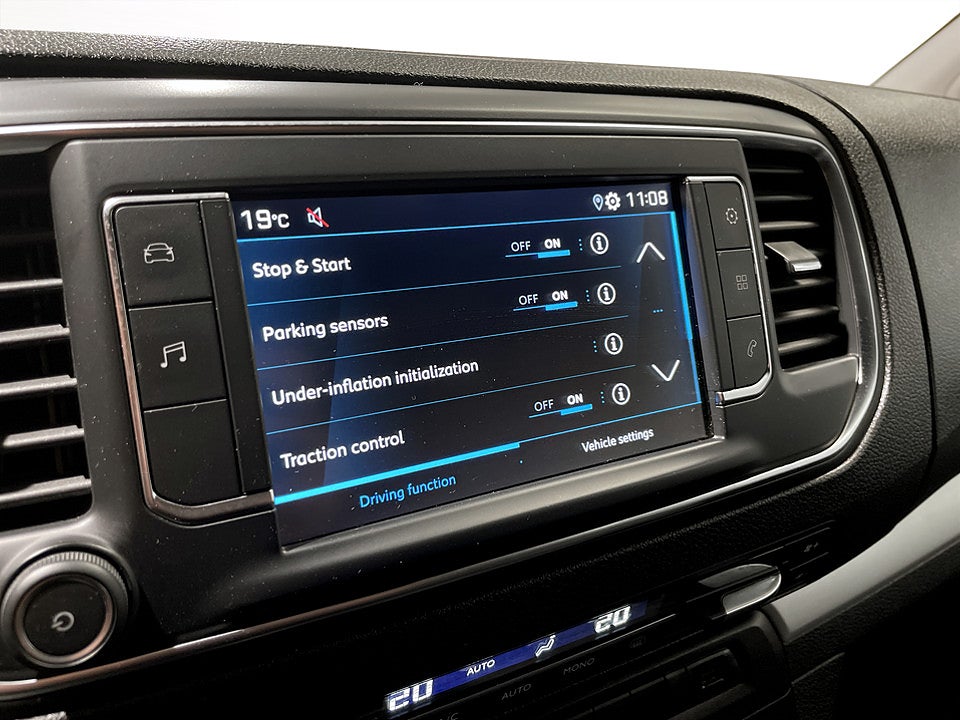 Bild på Peugeot Expert PRO+ 2.0 BHDi 145hk Aut L3 B-KAMERA DRAG