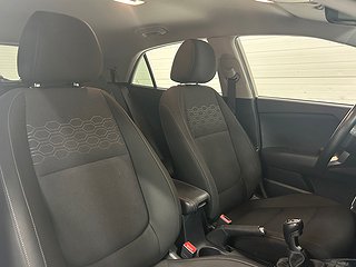 Halvkombi Kia Rio 12 av 22