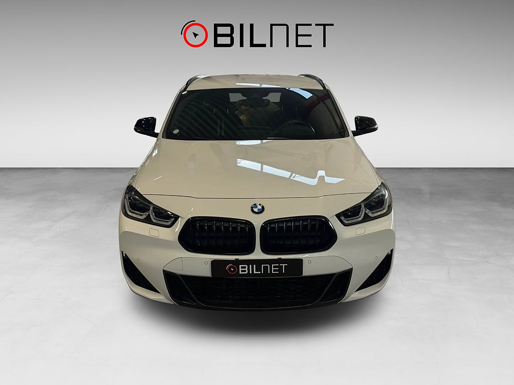 BMW X2 xDrive25e Aut *3,99%* M Sport Plug-In LED HUD Värmare