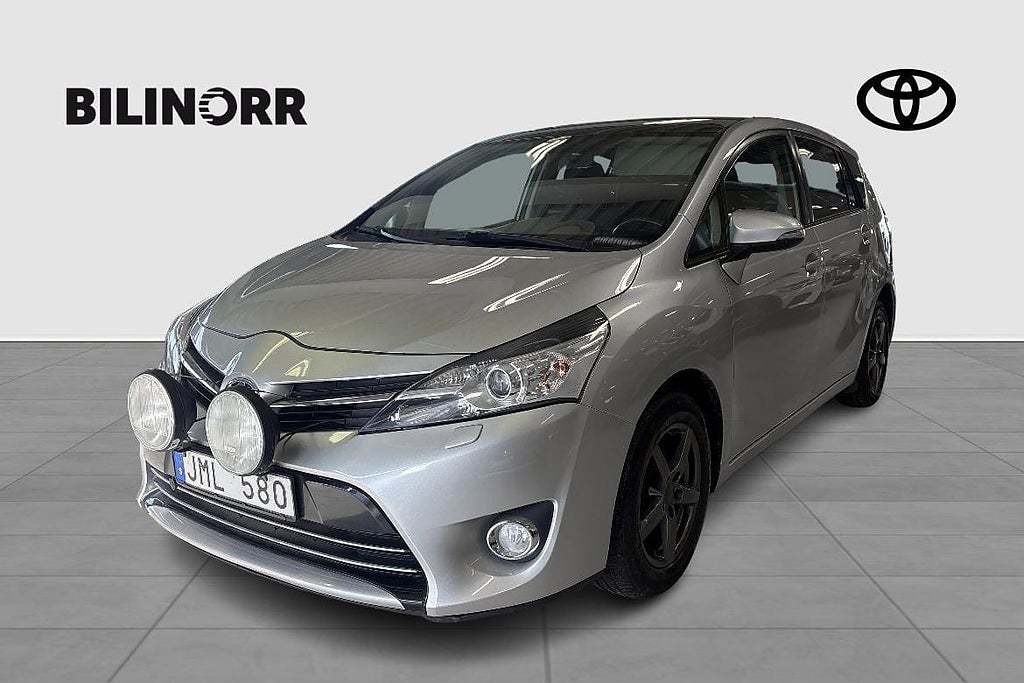 Toyota Verso 2.0 D-4D KAMKEDJA 7-sits Drag