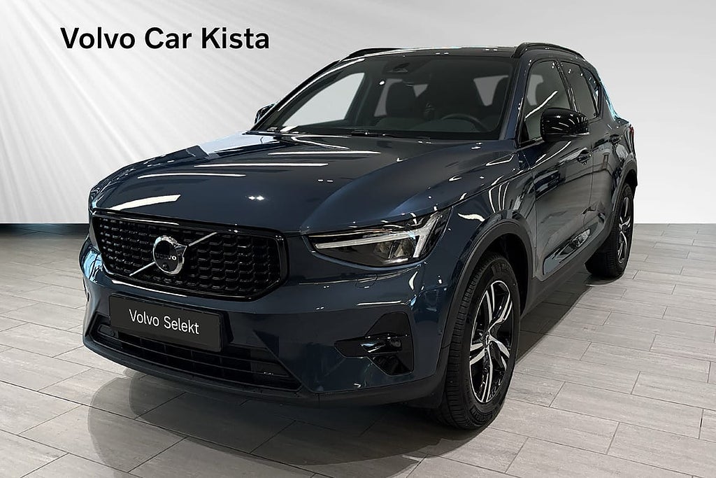 Volvo XC40 B3 FWD Bensin Plus Dark BLIS Carplay 360Kam