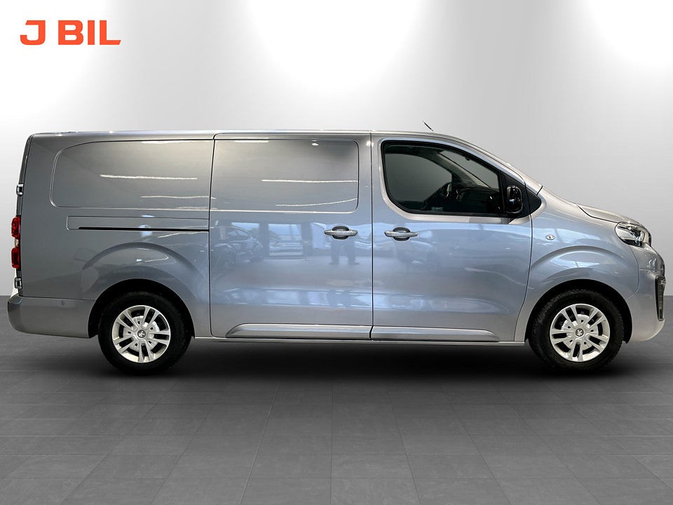 Bild på Peugeot e-Expert PRO+ 75 kWh 136hk Aut L3 B-KAMERA NAVI