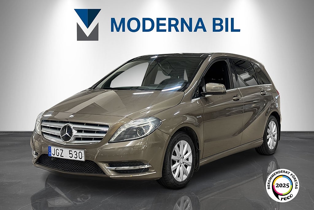 Mercedes-Benz B 200 CDI 136hk Skinn Drag Pano Full servad