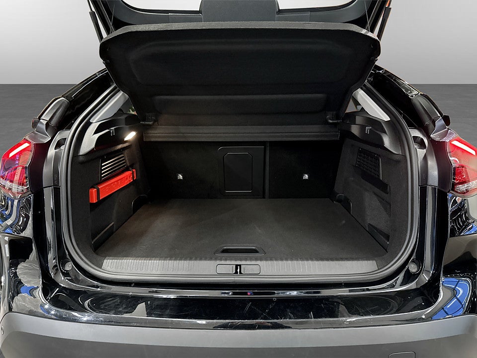 Bild på Citroën e-C4 Shine 50kWh 136hk Aut B-KAMERA RATTVÄRME