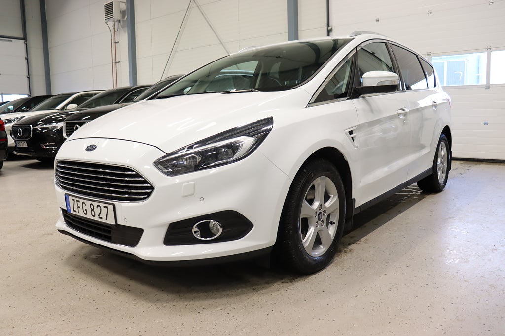 Ford S-Max 2.0 TDCi Business 7-Sits Drag D-Värm Keyless 150hk