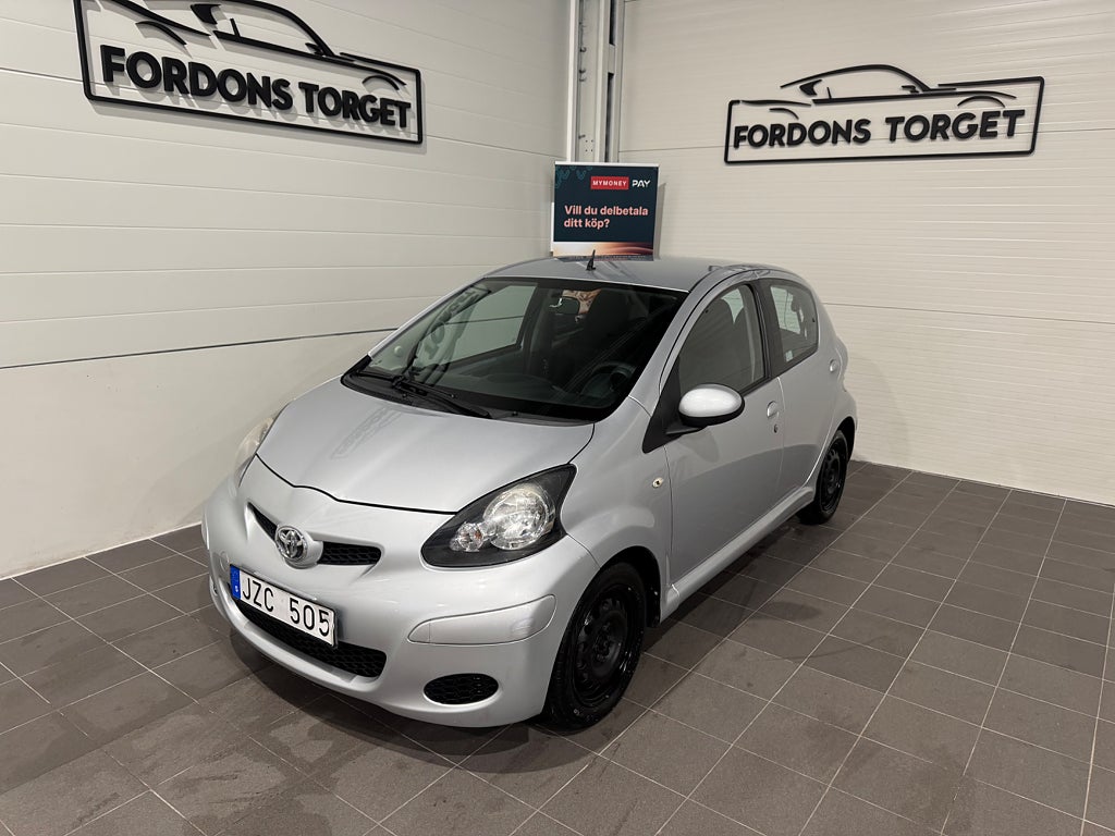 Toyota Aygo 5-dörrar 1.0 VVT-i  AUX|NyBesiktad|NyKoppling 