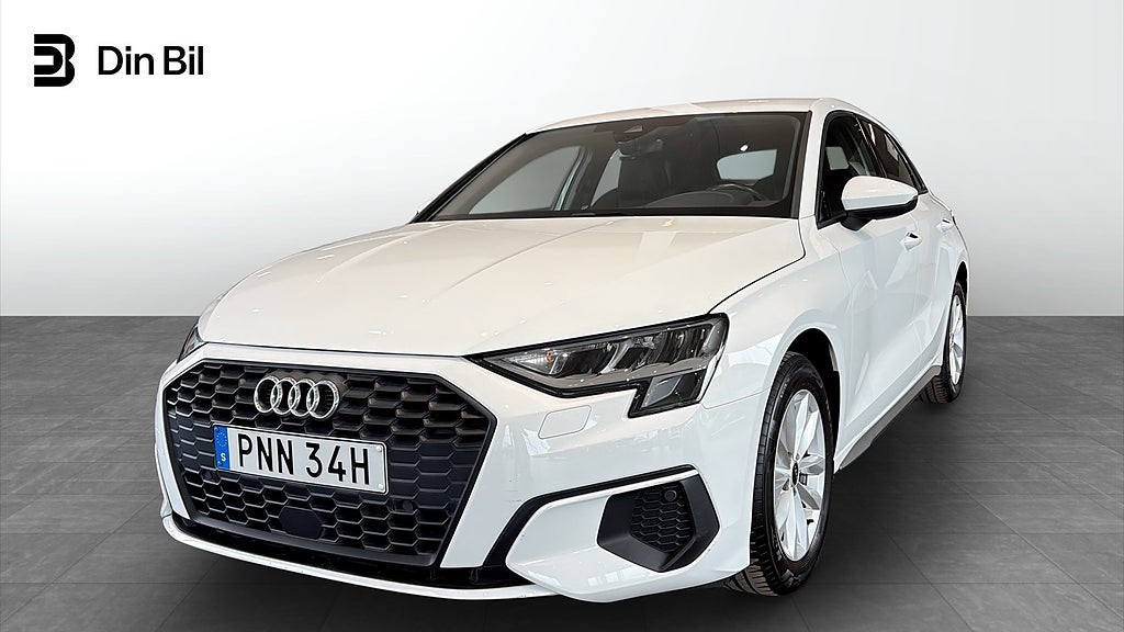 Audi A3 Sportback 35 TFSI 150HK S-tronic Proline / CarPlay / Backkam