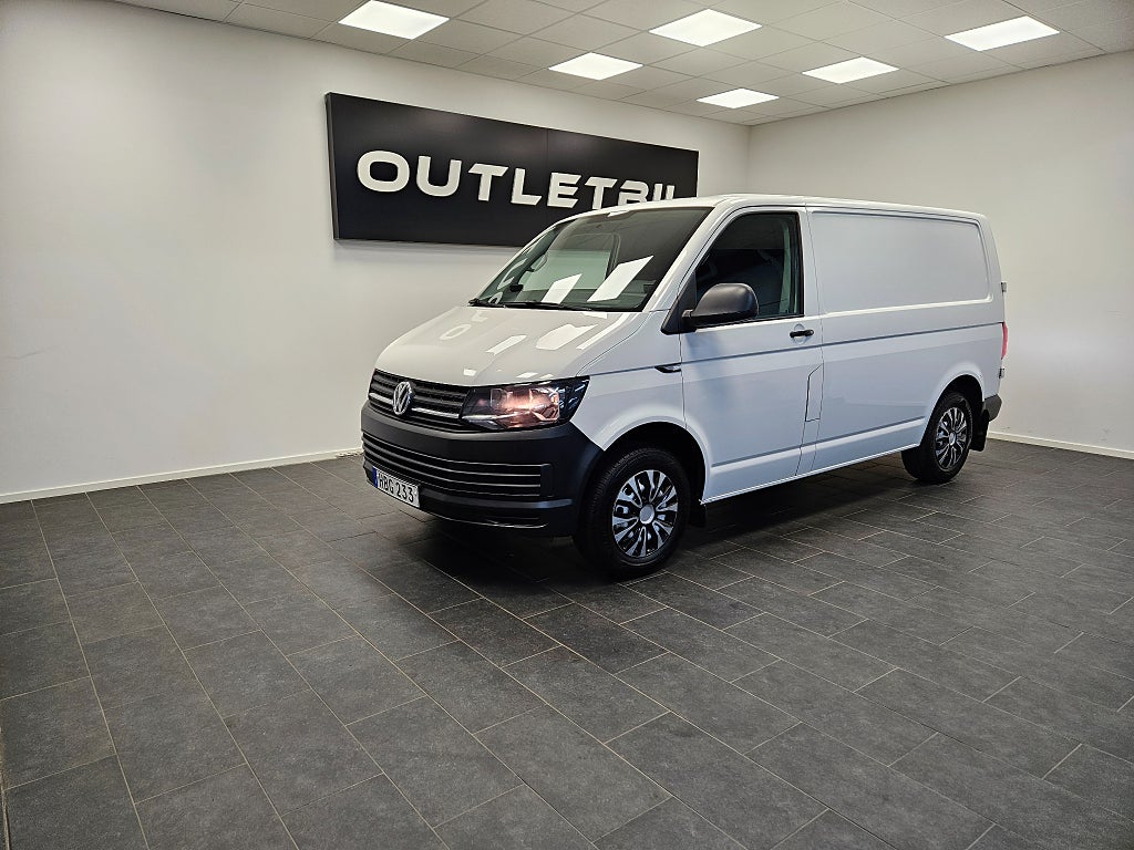 Volkswagen Transporter T30 2.0 TDI Skåp Värmare Drag PDC Verkstadsinredning