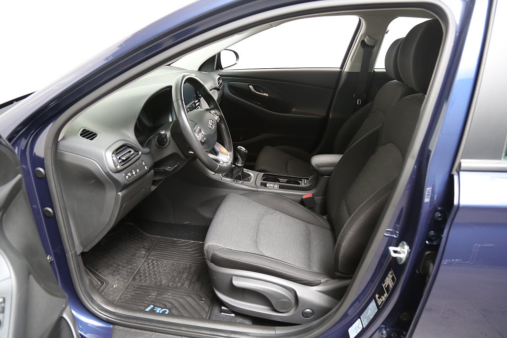 Hyundai i30 1,0 T-GDi FWD 48V MHEV Essential 120hk Kombi 1ägare 2021
