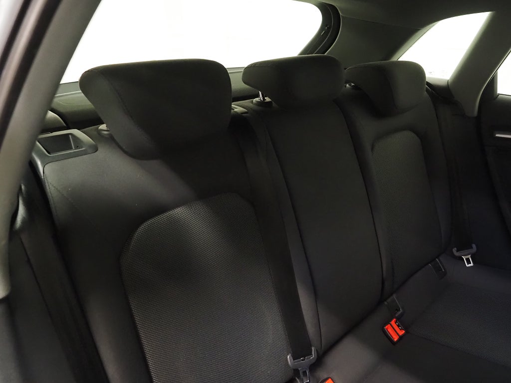 Audi A3 Sportback 1.5 150hk COD S Tronic Proline P-Sensorer 2018