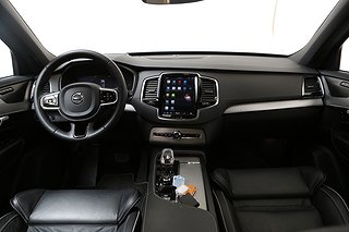 SUV Volvo XC90 10 av 18
