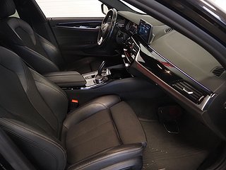 Kombi BMW 520 14 av 25
