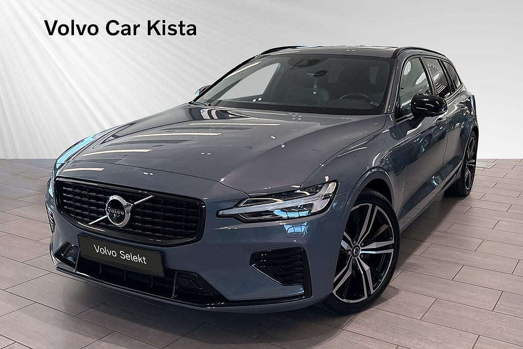 Volvo V60 Recharge T8 II R-Design Drag Pano H/K Läder