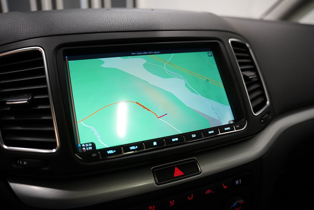 Volkswagen Sharan 2.0 TDI 4Motion150hk Base 7-sits Pano D-värm Drag B-kam