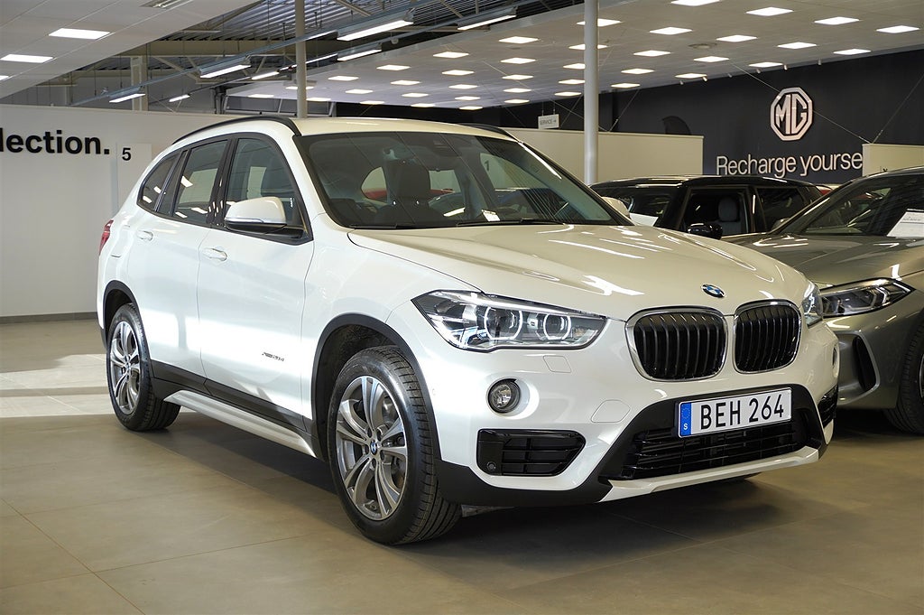 BMW X1 xDrive20d Aut Sport Line Drag Navi HUD | Ränta 3,99%