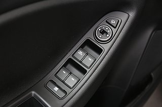 Halvkombi Hyundai i20 8 av 18