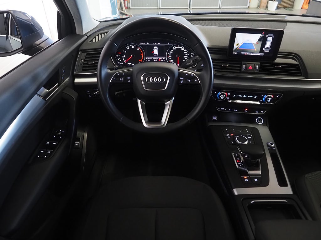 Audi Q5 2.0 TFSI 252hk Quattro S Tronic Pano Kamera Drag P-Värm 2018