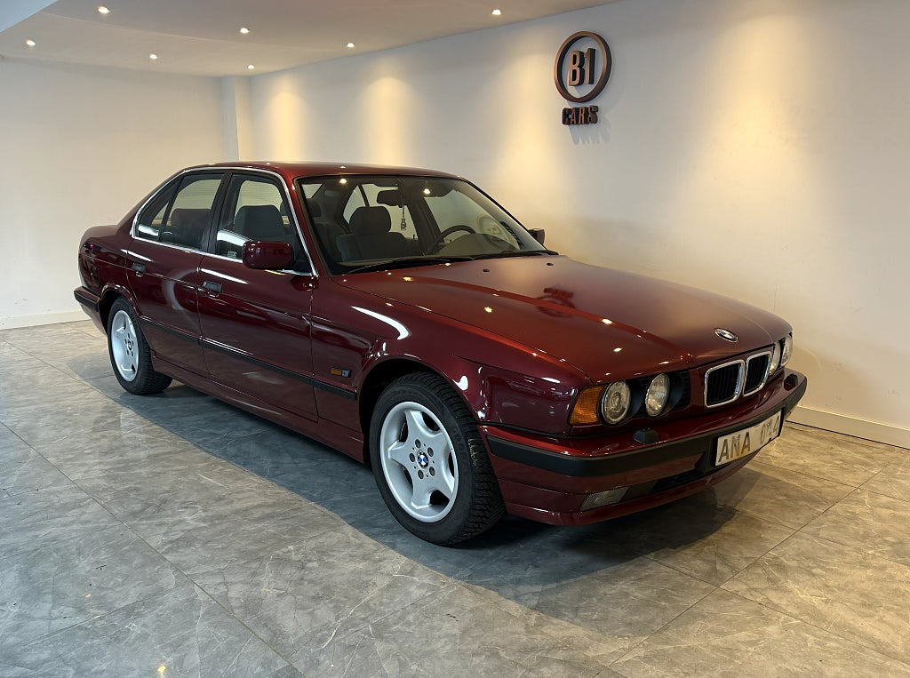 BMW 518 i Sedan 115HK 5-VÄXLAD BESIKTIGAD LÅGMIL