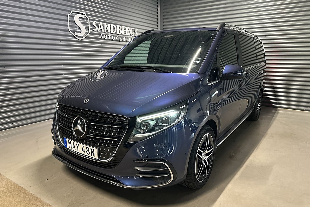 Mercedes-Benz V 300d 4MATIC AMG 360-kamera Värmare Burmester Navi Drag