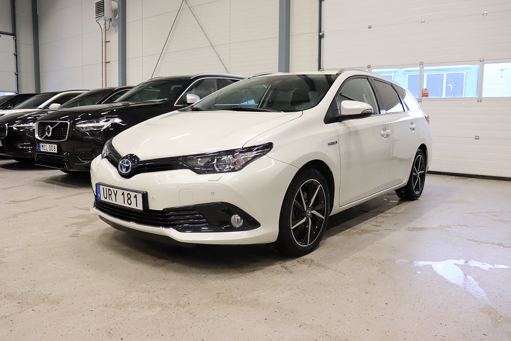 Toyota Auris Touring Sports Hybrid eCVT Comfort, M-Värm Navi 136hk