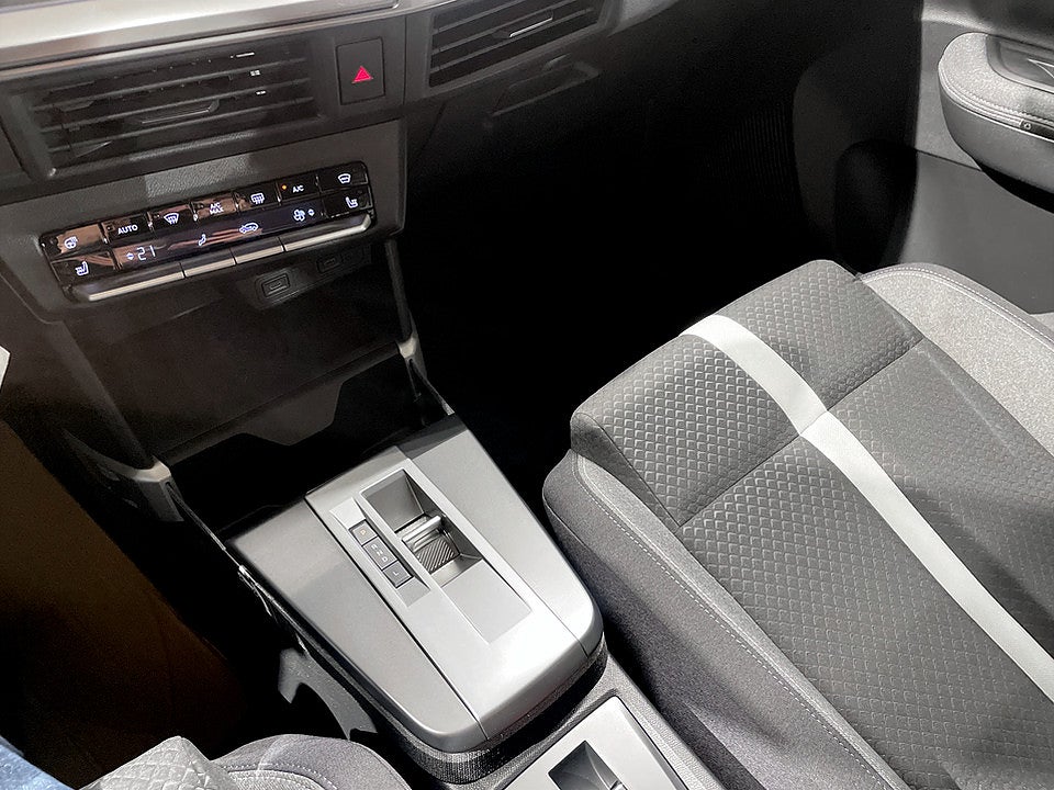 Bild på Opel Frontera GS Hybrid 145hk - DEMO
