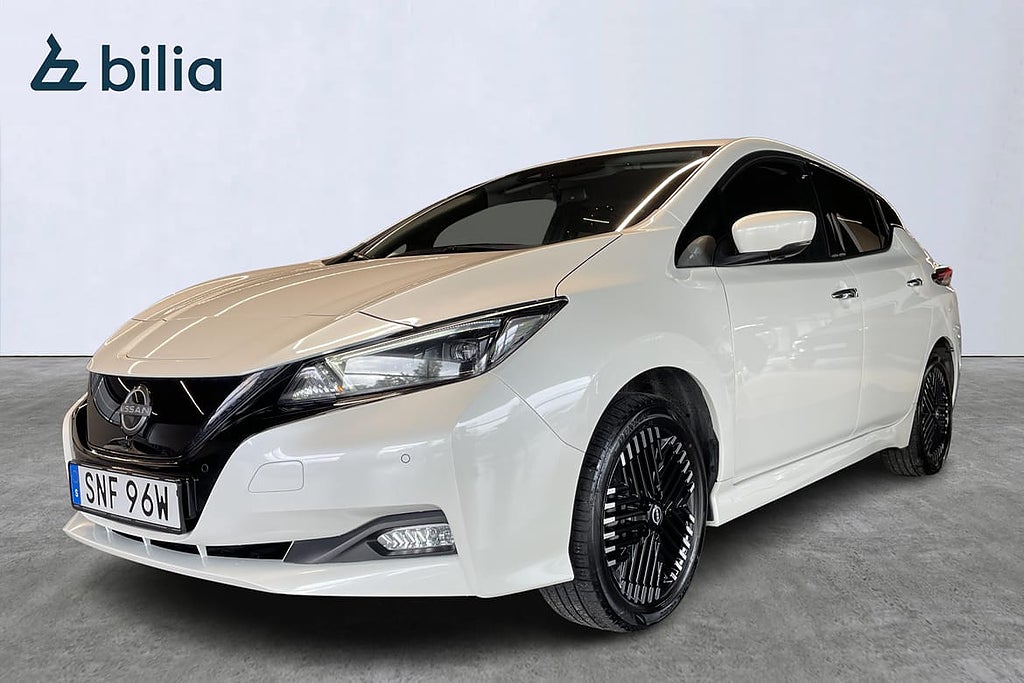 Nissan Leaf 59 kWh N-Connecta/V-Hjul/Rattvärme/3,95%