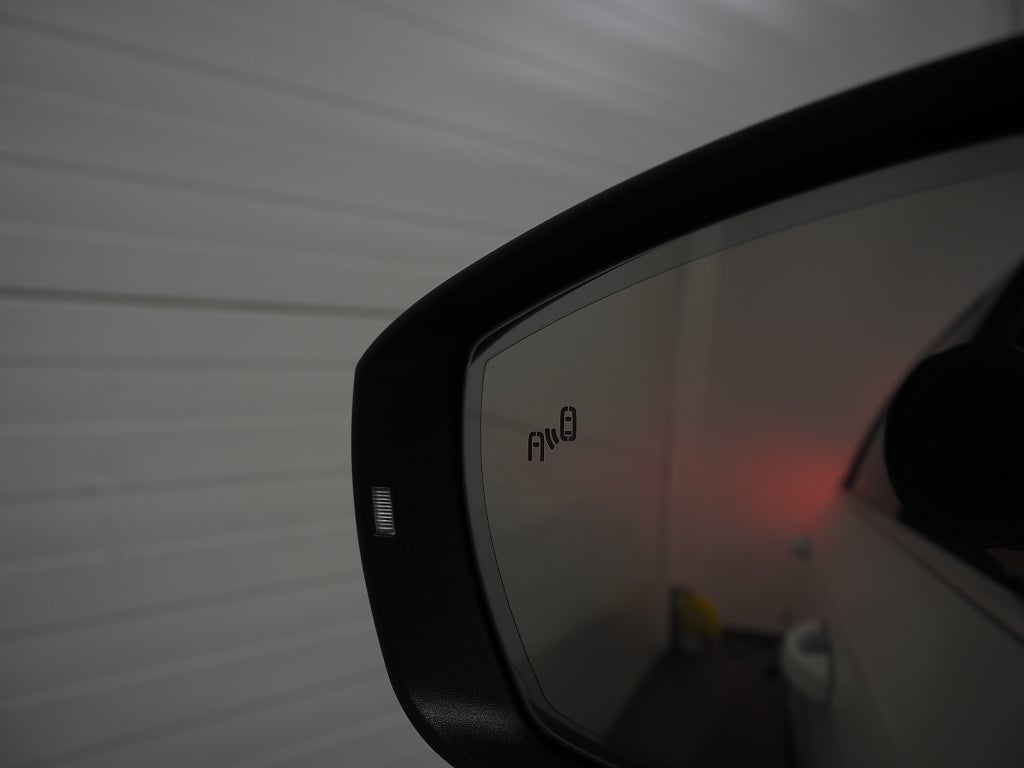 Skoda Octavia Kombi 2.0 TDI 4x4 Ambition D-Värm Dragkrok PDC 2018