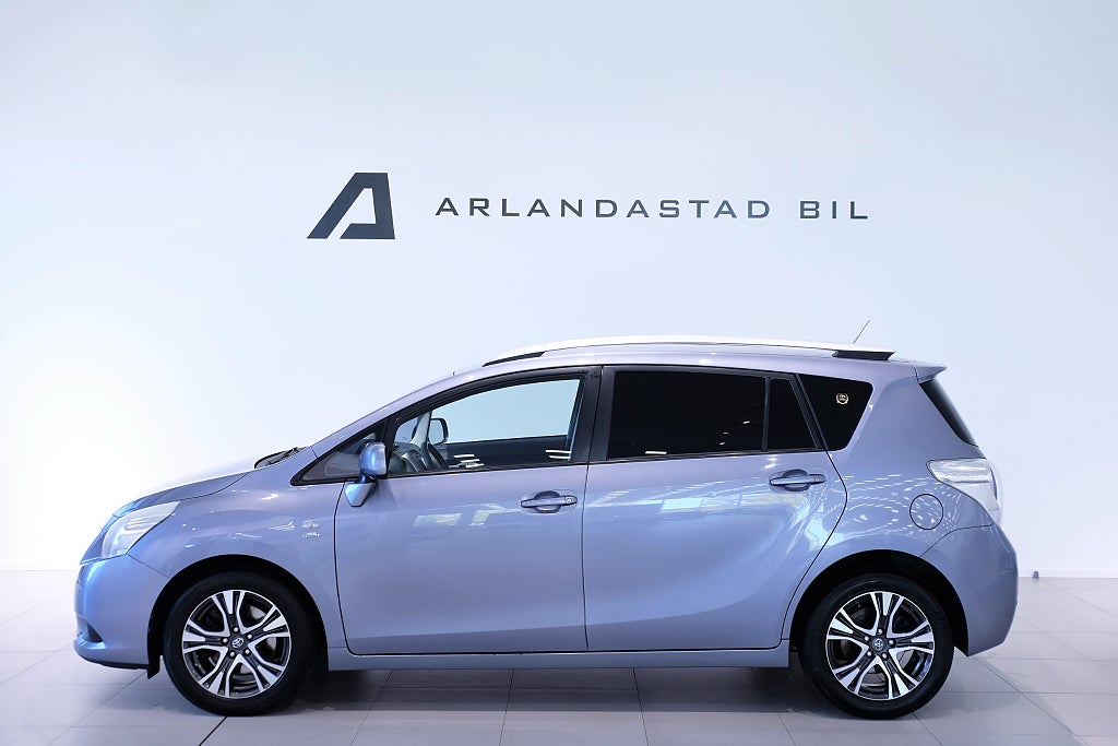 Toyota Verso 2,2 D-4D 150hk Aut 7-sits / Dragkrok