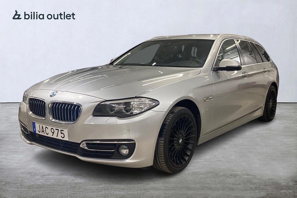 BMW 520d xDrive Touring Skinn / Värmare / Drag / Navi / Hi-Fi