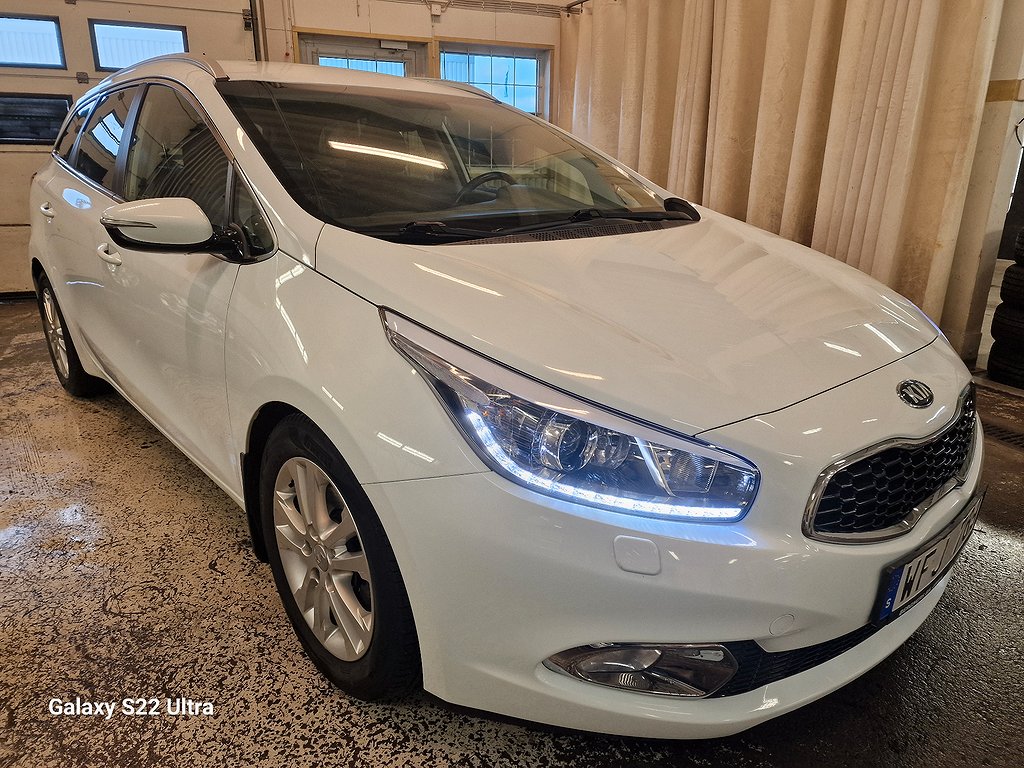 Kia CEED 1.6 CRDi EX Automat Euro 5 Nybes. 2 Ägare