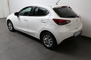 Halvkombi Mazda 2 4 av 23