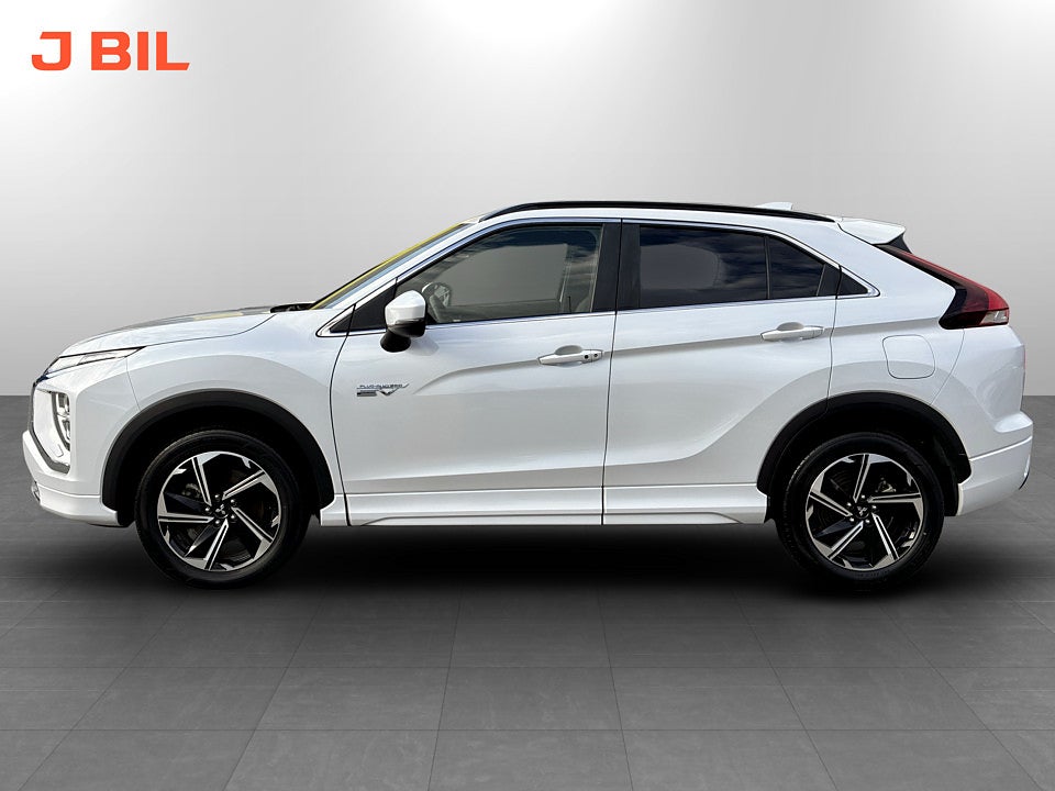 Bild på Mitsubishi Eclipse Cross Business PHEV 2.4 MIVEC S-AWC 188hk Aut 4WD B-KAMERA