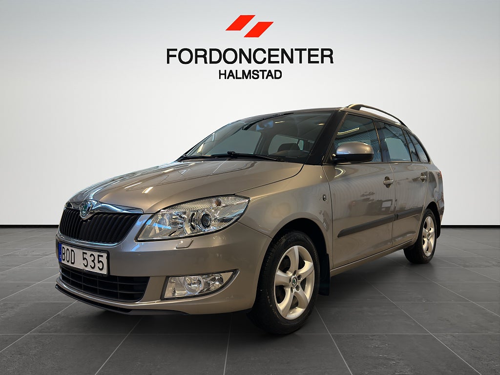 Skoda Fabia Kombi 1.2 TSI 86hk, Drag|P-Sensor|Farthåll*RESERVERAD*