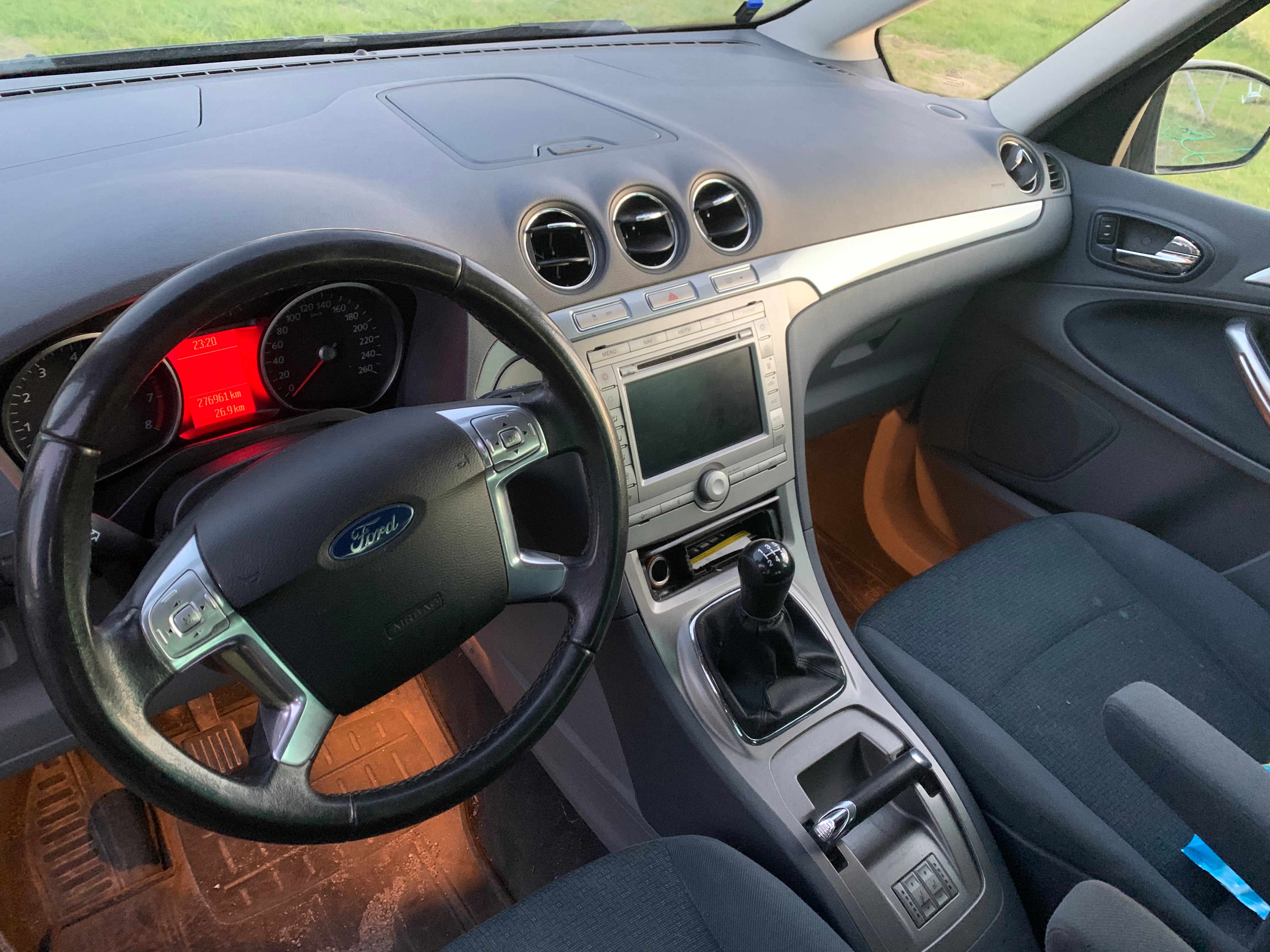 Ford Galaxy 2.0 7-sits 145hk 2007, bild 3/37