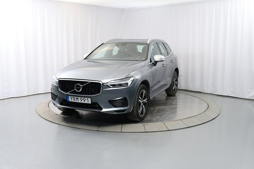 Volvo XC60 T8 AWD R-Design/Backkamera/Navi/Drag