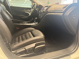 Opel Insignia 2.0 CDTI 4x4 Business Drag/Rattvärme/Navi/S&V