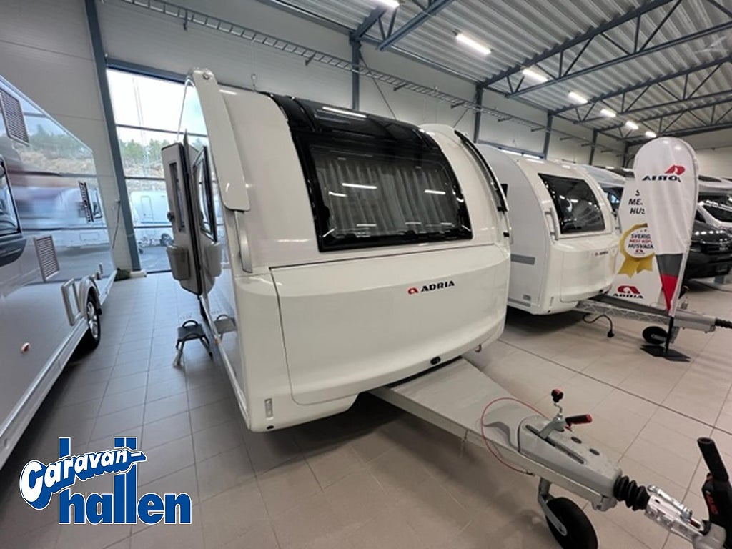 Adria Adora 613 UT (AC-bodel kampanj)