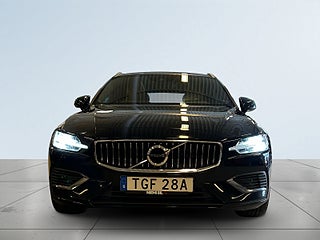 Volvo V60 T6 AWD Inscription Drag/Pano/Kamera/P-Värm/S&V/55km – bild 2
