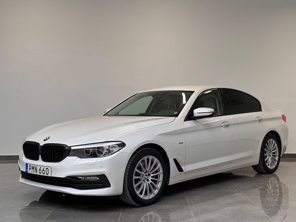 BMW 530 d Steptronic Sport line Backkamera Värmare Eu6 265hk