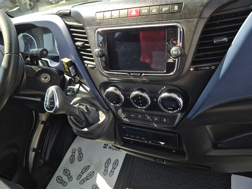Iveco Daily 72C18 Automat Kranbil Fassi Kran Euro 6