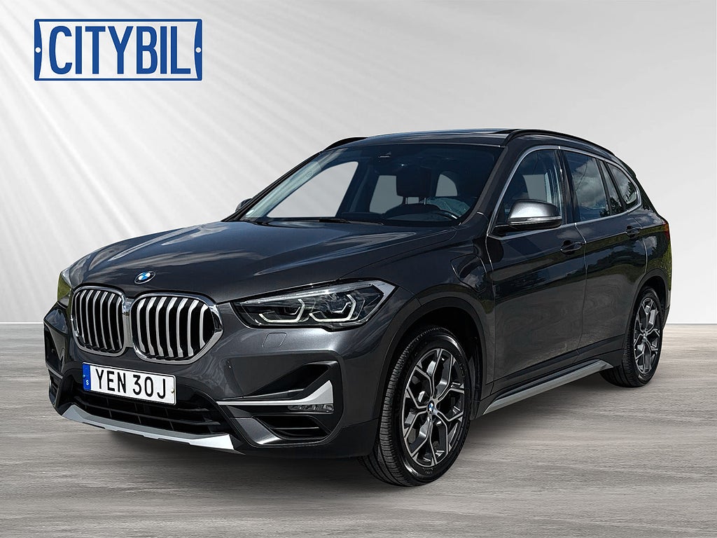 BMW X1 xDrive25e Plug-in Model xLine - Panorama - Navi - Drag