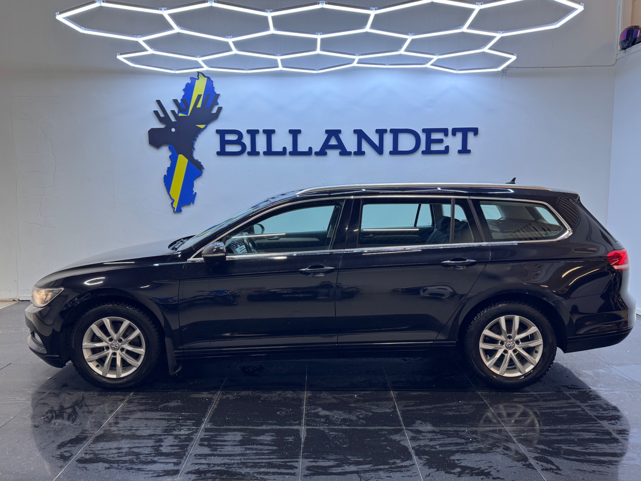 Volkswagen Passat 2016, kuva 3/56