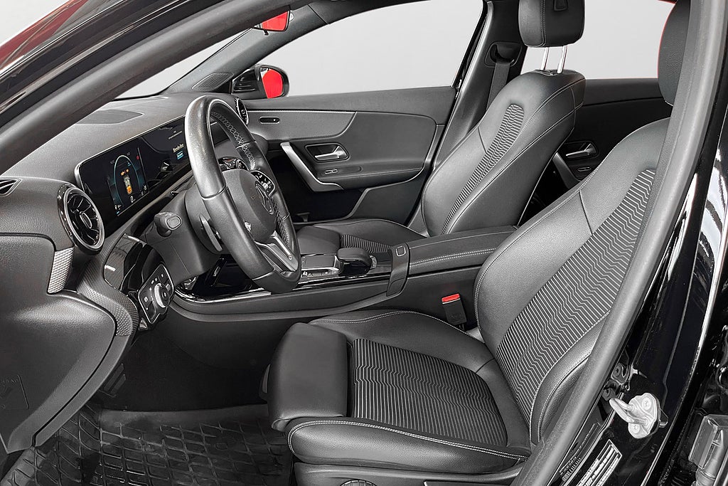 Mercedes-Benz A 2021 - miniatyr 8