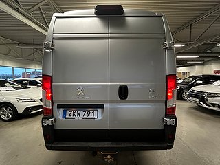 Peugeot Boxer Van 335 2.0 BlueHDi 4x4 MOMS S&V-däck/Dragkrok