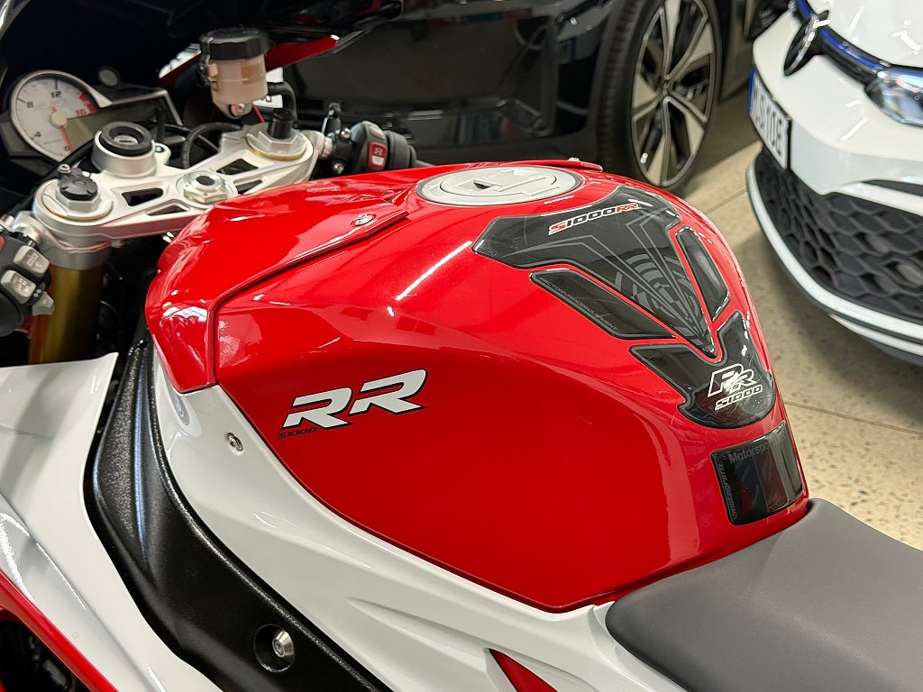 BMW Motorrad S 1000 RR Racing Red, 1 605 mil | SC Project | Nybes