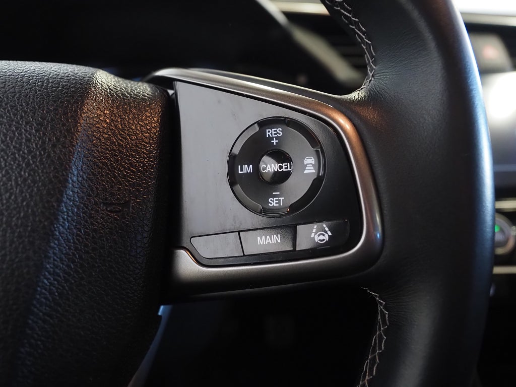 Honda Civic 1.5 i-VTEC Turbo 182hk Prestige |Pano|Kamera|Nav|Skinn| 2017